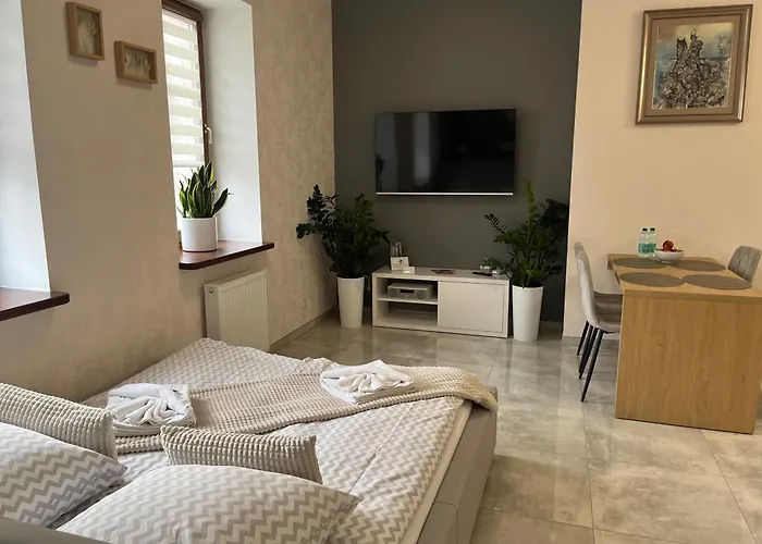 Ap 13 * צ'סטוצ'ובה