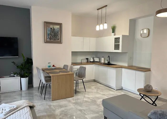 Ap 13 צ'סטוצ'ובה